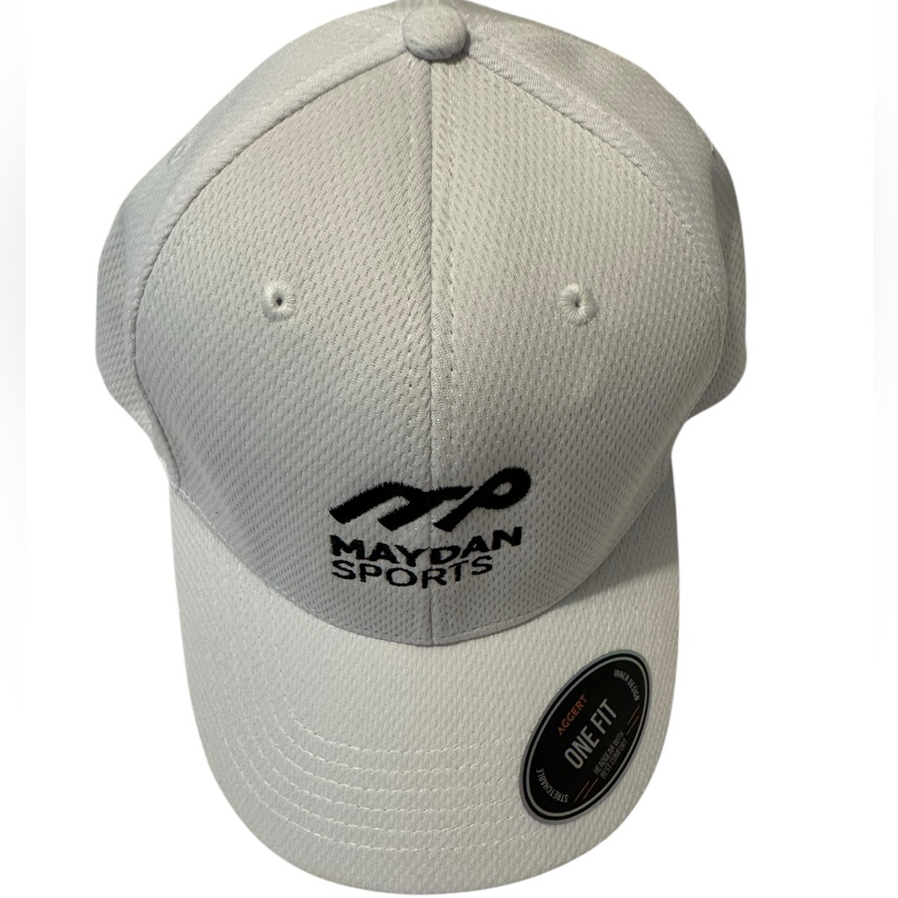 White cotton pique Aggert Hat. NWT